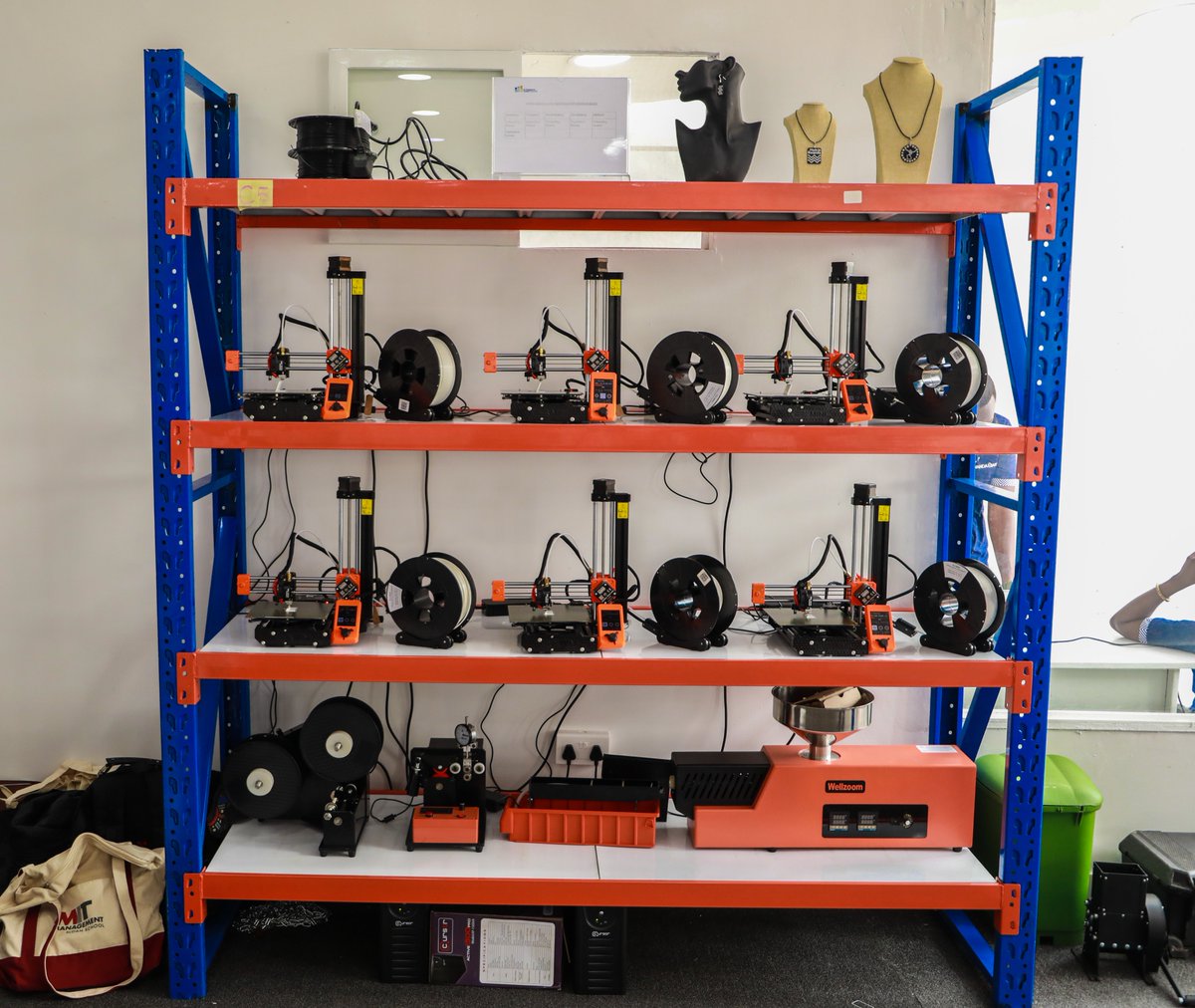 RwandaMart tweet media