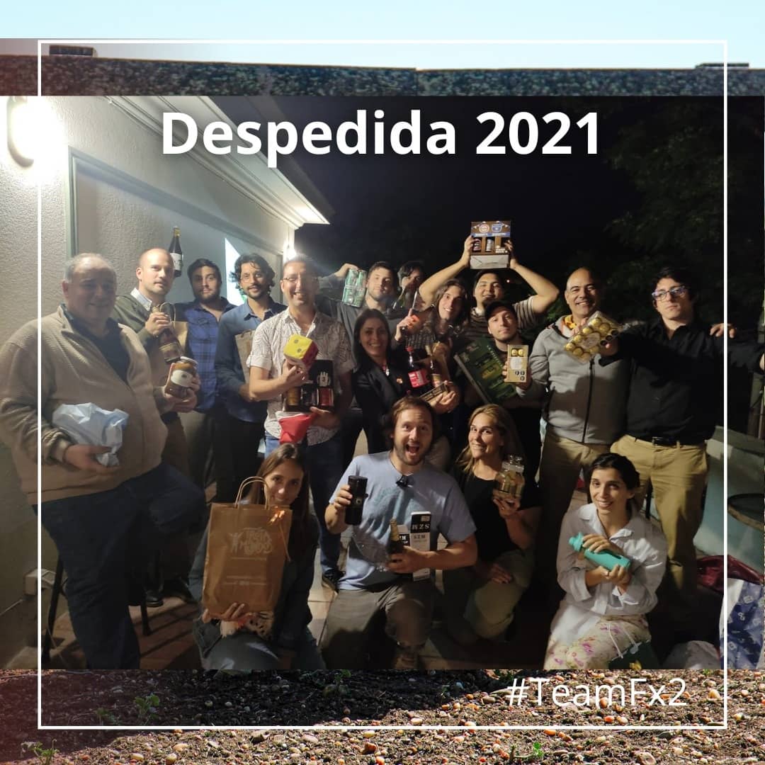 Fx2sf's tweet photo. ¡Así fue nuestra despedida! 🥂
Solo faltaron algunos, pero estábamos la mayoría! Desde Salto, Artigas y Montevideo juntamos a nuestro #TeamFx2 para festejar y despedir otro año 🔃
#HayEquipo #chau2021 #despedida #afteroffice #asadility #softwarefactory #team #team https://t.co/UuAuCz2mCx