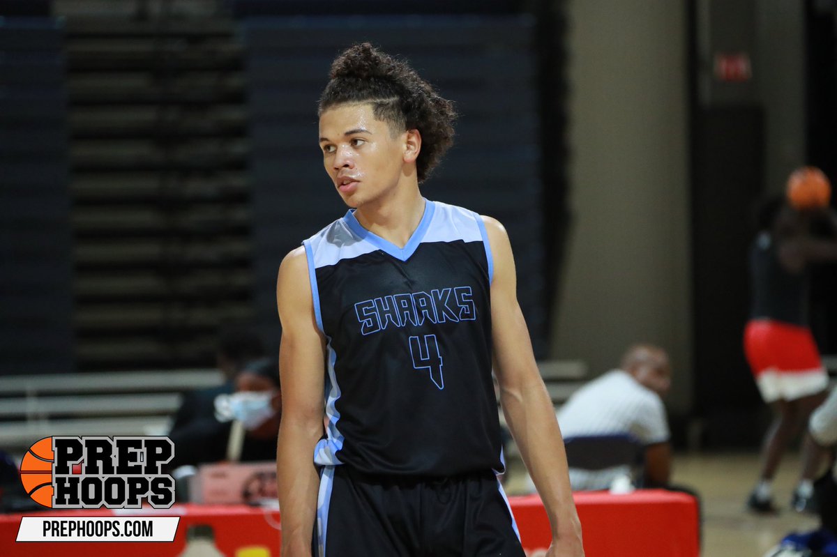 Class of 2022 Wilfred Padilla <a href="/wilfredpadilla0/">Wilfred Padilla</a> 6’2 170 SG attending <a href="/DowneyChristia1/">Downey Christian Basketball</a> GPA: 3.0 Padilla has major hot streaks where he drains 3s displaying the smoothness of an elite shooters. Ambidextrous with soft touch, which gives him interior finishing and plays above the rim