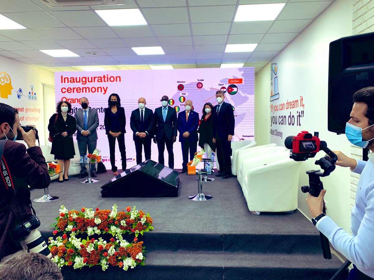 AsmaEnnaifer's tweet photo. 2 #OrangeDigitalCenters inaugurated in the #MiddleEast : in #Egypt and #Jordan. Let’s keep deploying these centers to enhance employability of young people 💪 Congrats to the teams of @YasserShaker_ and @thierrymarigny for this beautiful work !#CSR #DigitalEducation #startups https://t.co/DAbd3Mcxsq