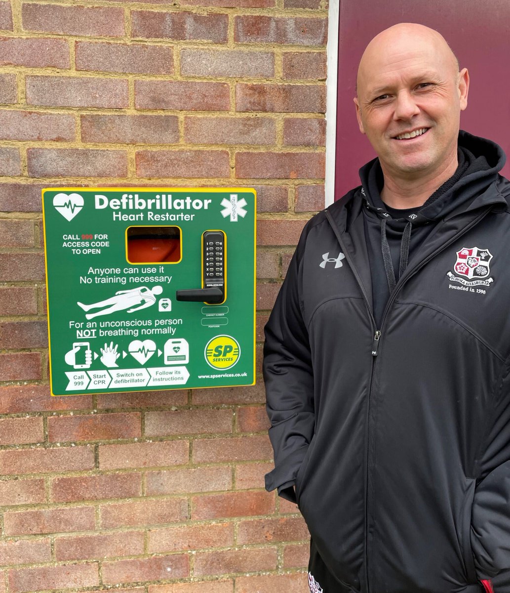 AGSFounded1598's tweet photo. In addition to our 2 day #CRYScreening programme scheduled for Jan our fund has also covered the cost of an additional defibrillator now positioned in the top field. Huge thanks again to Mr Ramsbottom @AGSSportandPE for raising the funds through his incredible Ironman Challenge! https://t.co/HR4FAlMZaY
