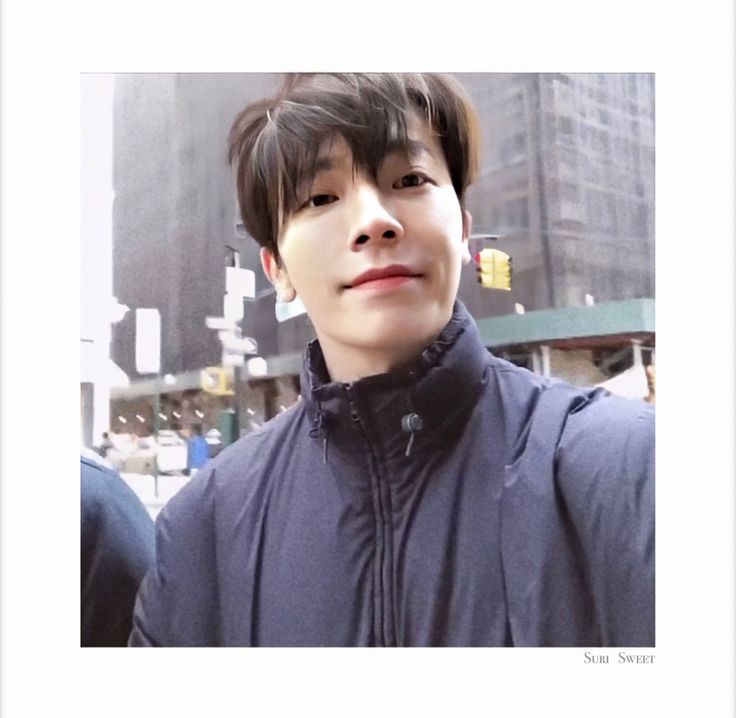 #Donghae
<a href="/donghae861015/">Super Junior 이동해</a>
<a href="/SJofficial/">SUPER JUNIOR</a>