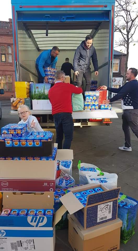 I've really missed our large gatherings over the past couple of years. Christmas is sad for lots of people but doing positive things for others can really lift us all. We couldn't do it without so much support. Thank you xx