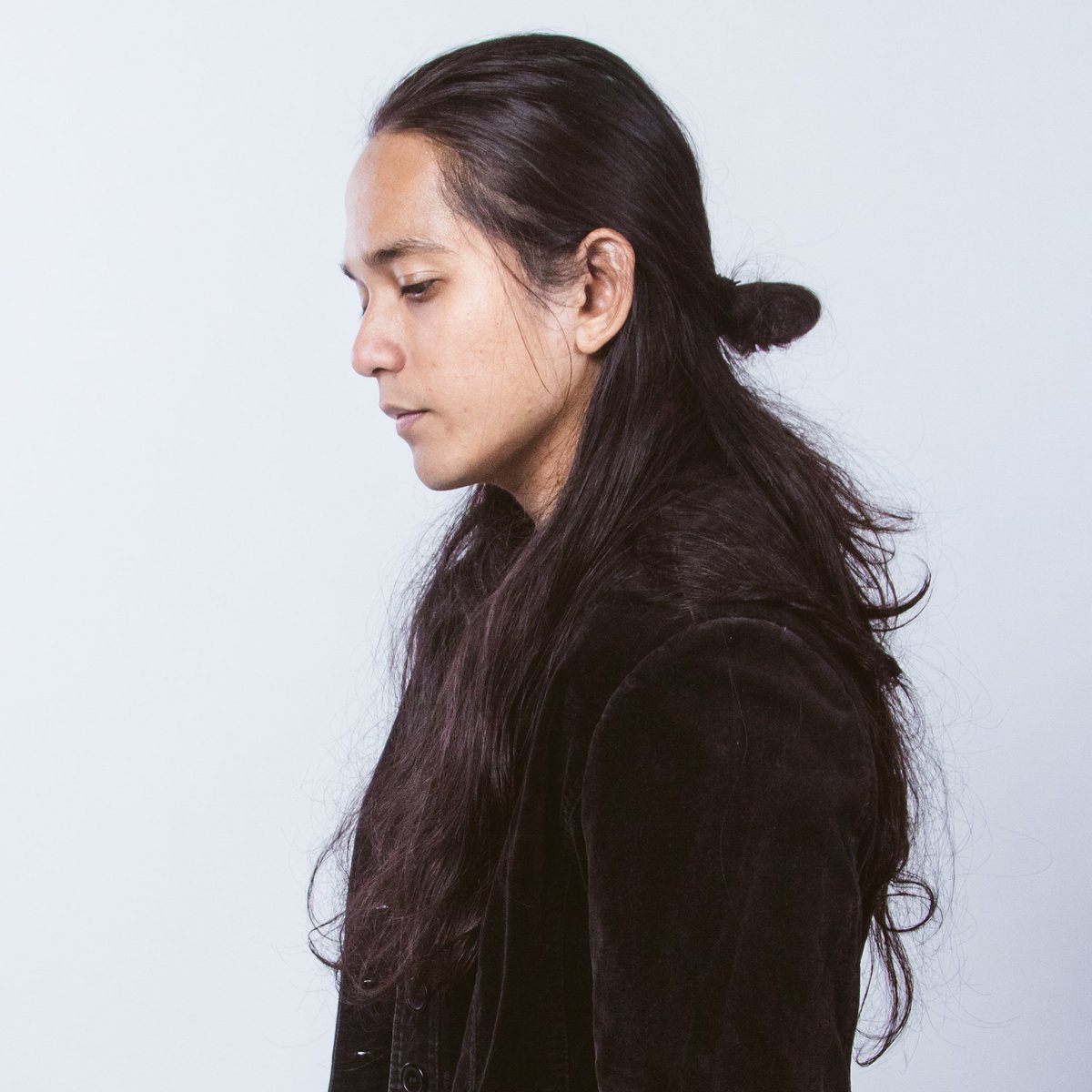 #LoveAintEnough 12.17.2021
Pre-save the track here:
bfan.link/LoveAintEnough…

#MilesExperience 

© Justin Villanueva