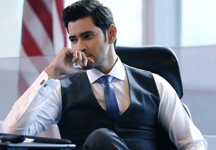 FGkmxy2VUAkDAy7?format=jpg&name=900x900