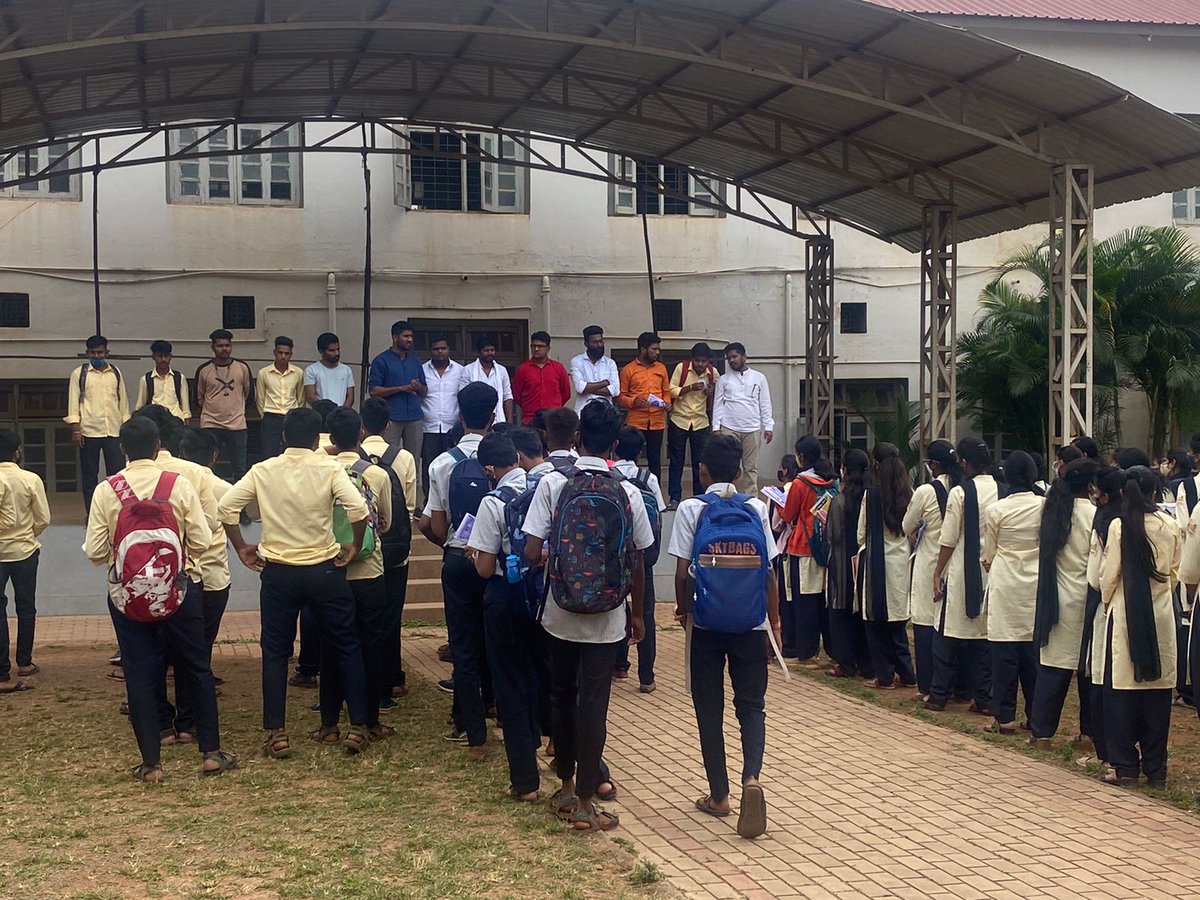 NSUIKarnataka's tweet photo. Glimpses from our #RejectNEP campaign at PCJ College Hubbali.
#ShikshaBachaoDeshBachao https://t.co/4lHiAZBsbp