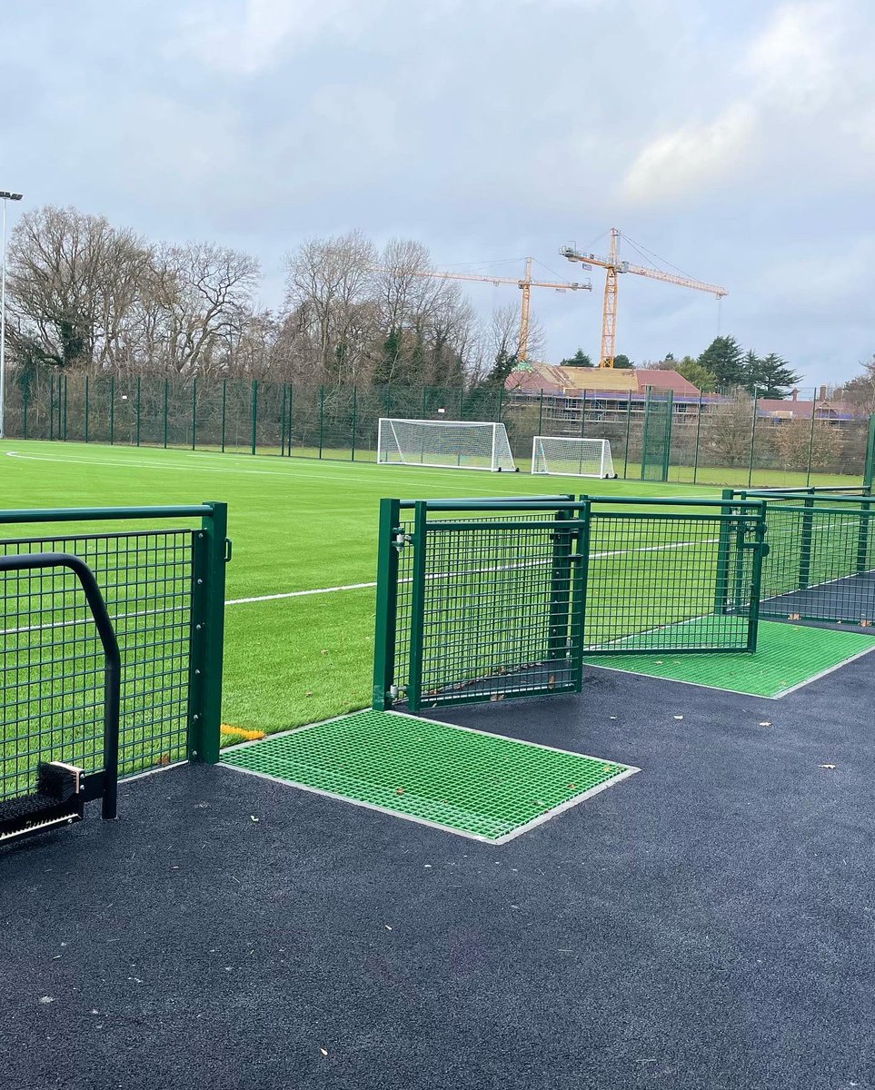 Charles Lawrence Surfaces Ltd tweet media