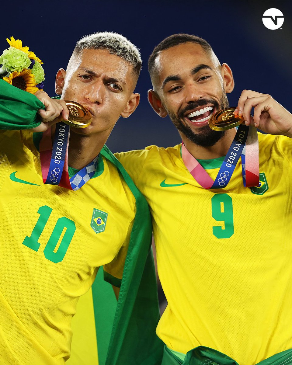 TNTSportsBR's tweet photo. 🇧🇷 2015: Brasil não tinha medalha de ouro no futebol nas Olimpíadas
🇧🇷 2016: Brasil campeão olímpico pela primeira vez 🥇
🇧🇷 2021: Brasil bicampeão olímpico 🥇🥇

Ninguém me contou... Eu vi! https://t.co/FPJ9hKNzwZ