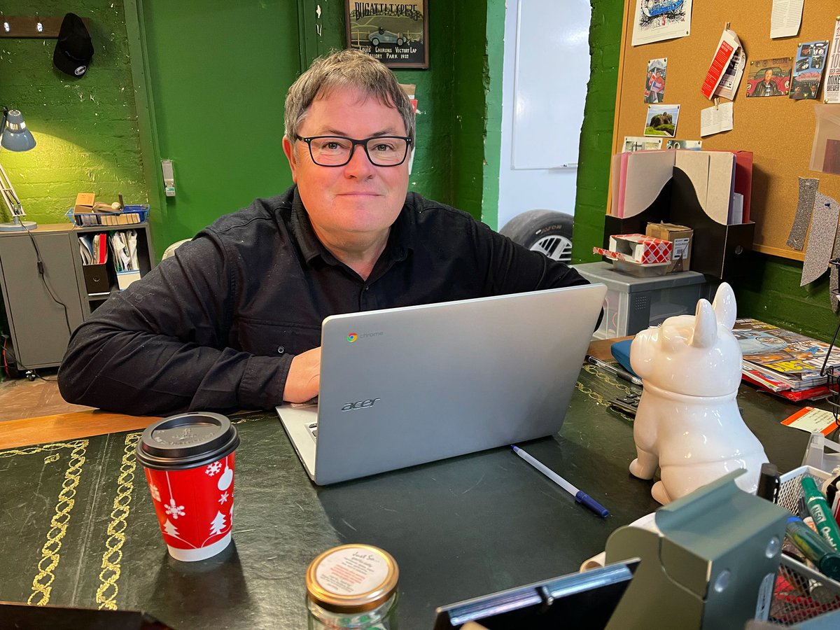 Mike Brewer tweet media