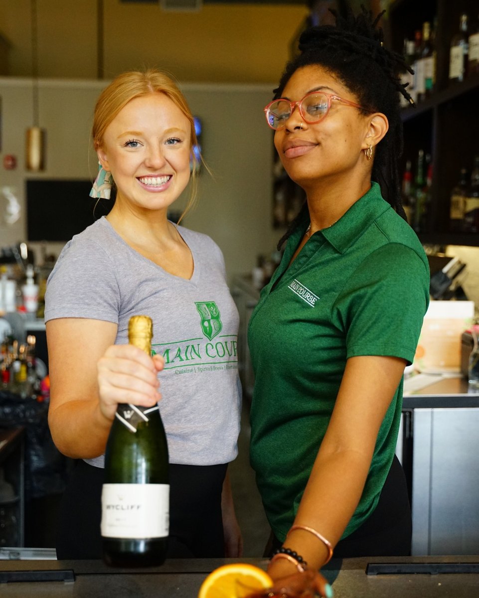 MainCourseSC's tweet image. Champagne all day + all night! Ring in the New Year in a city that dazzles with extra magic. Join The Grand and Main Course in the 1600 Block NYE Party.

One ticket includes entry into both Venues!

General Admission ticket includes: Admission to The Grand and Main Course, live m