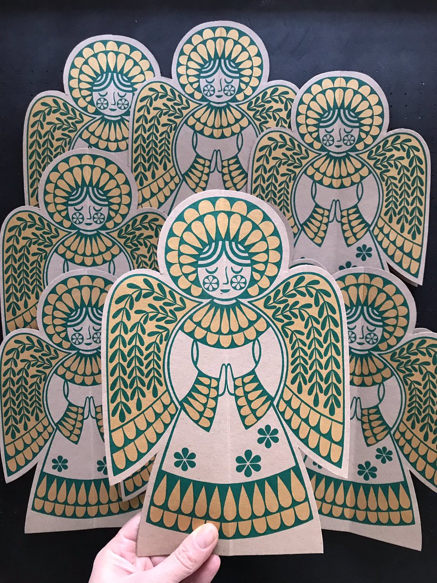 KarolineRerrie's tweet photo. These are definitely the LAST gold #angels of 2021! Spent Sunday afternoon #screenprinting 14 angels in gold &amp; green on kraft #recycledcard. A few are already on the way to @make_southwest in Devon for #make2021. Lovely to be taking part in the exhibition for a third year. https://t.co/qhKZwWhvky
