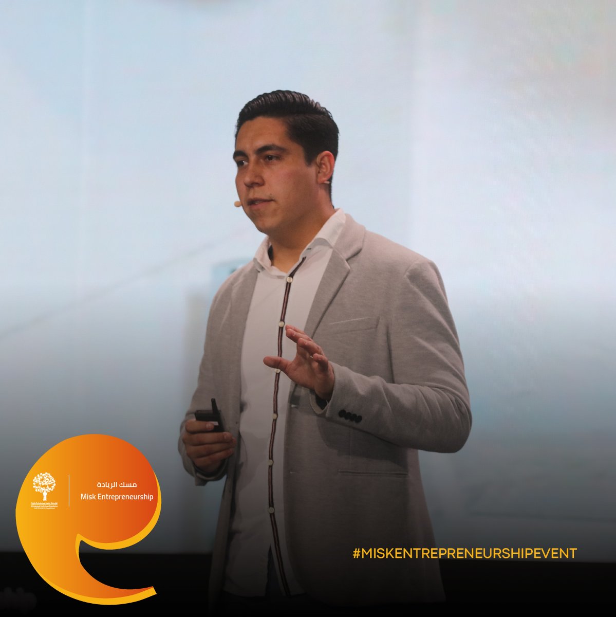 MiskEntrep's tweet photo. Announcing the top 10! First up is Biogrip Affordable Bionic Technology from Mexico pitching their rehabilitation devices. It’s a strong opening and the judges are nodding along – a confident start here! #EWC2021 #MiskEntrepreneurshipEvent

@unleashingideas
@tGELF https://t.co/zTy3xdEXXf