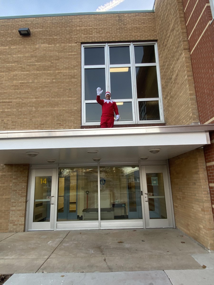 BrookfieldD95's tweet photo. Keep your eye out for the Elves on the Shelf at Brook Park during arrival this week! You never know where they may turn up! https://t.co/sBTWHAYrCK