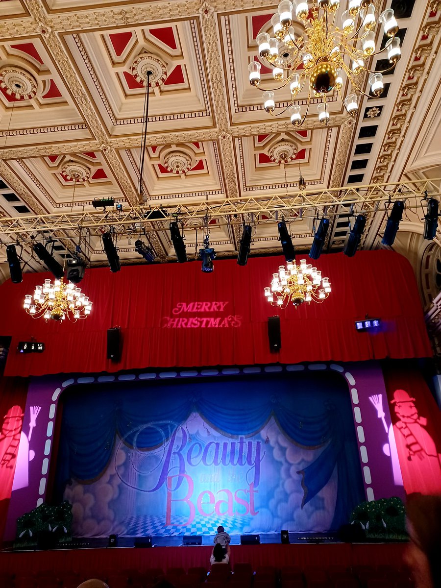 CornforthNicola's tweet photo. Thoroughly enjoyed the panto today and laughed until our cheeks ached! 😄 
Beauty and the Beast at Albert Halls Bolton
@LeverParkSchool @DEBH27128204 https://t.co/OTX3v8c5Gh