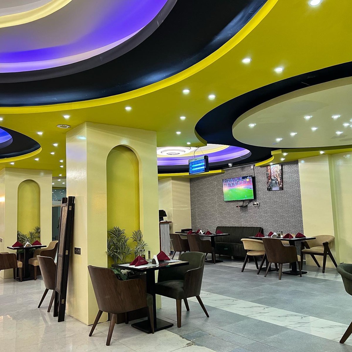 WTBCompany's tweet photo. Today we are happy as a team. We visited our opened hotel.
#Hargeisa #Somaliland #CarroEdegHotel #Wtbcompany https://t.co/7V8Zzhj4Bx