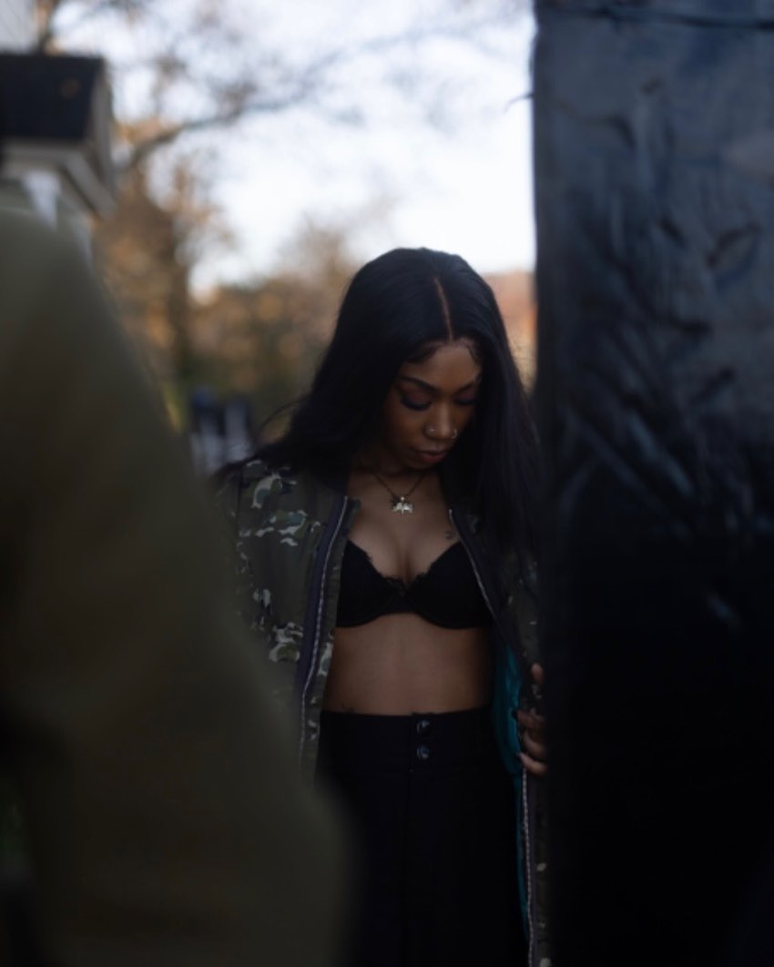 RileyyLanez tweet media