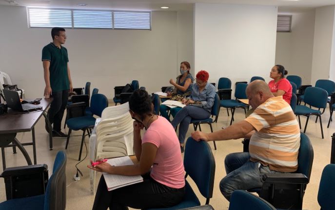 camusandante's tweet photo. Con el apoyo de @mincultura, con recursos de la convocatoria #comparteloquesomos, concluímos con éxito el taller de creación de contenidos digitales para emprendedores rurales, en el municipio de Copacabana, Antioquia. https://t.co/GxWcfrcOiQ