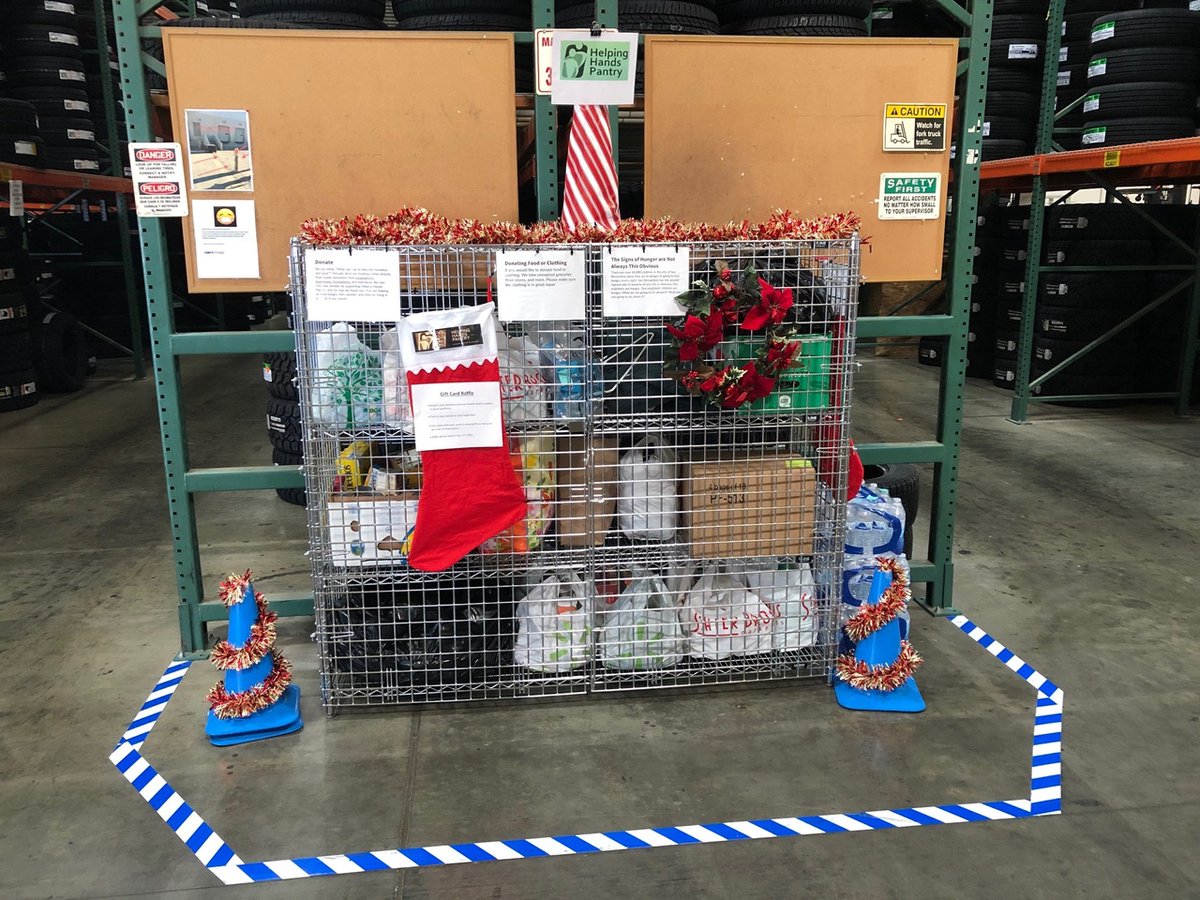 Hands together for our Tire Warehouse - Redlands team!👏 
They held a donation drive for Helping Hands Pantry to help the Redlands area during this season.