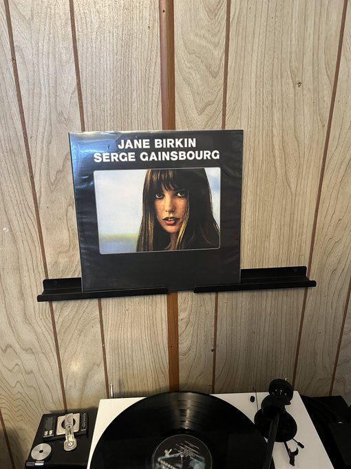 Happy birthday Jane Birkin. And, to my fashion conscious friends, yes, the Birkin bag is named in her honor. 