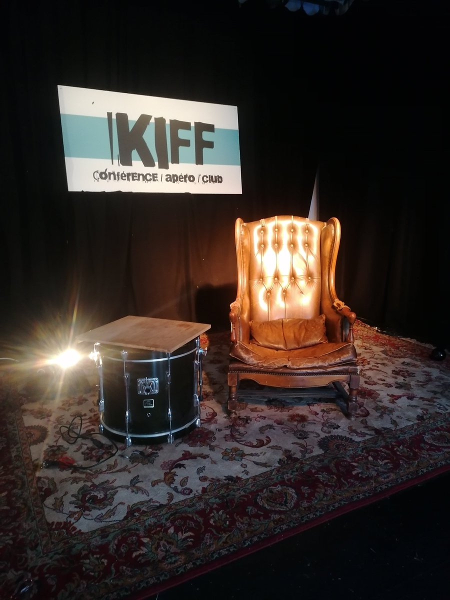 XM's tweet image. J&apos;ai l&apos;honneur d&apos;inaugurer ce soir les soirées Kiff de L&apos;Alzire, tiers-lieu culturel de la Creuse. Thème d&apos;aujourd&apos;hui : Entreprendre en milieu rural. Conférence, débat et podcast alzire.fr cc @EcloserieNum @LabRural @memoristic @LesLocalos @Village_LeMag