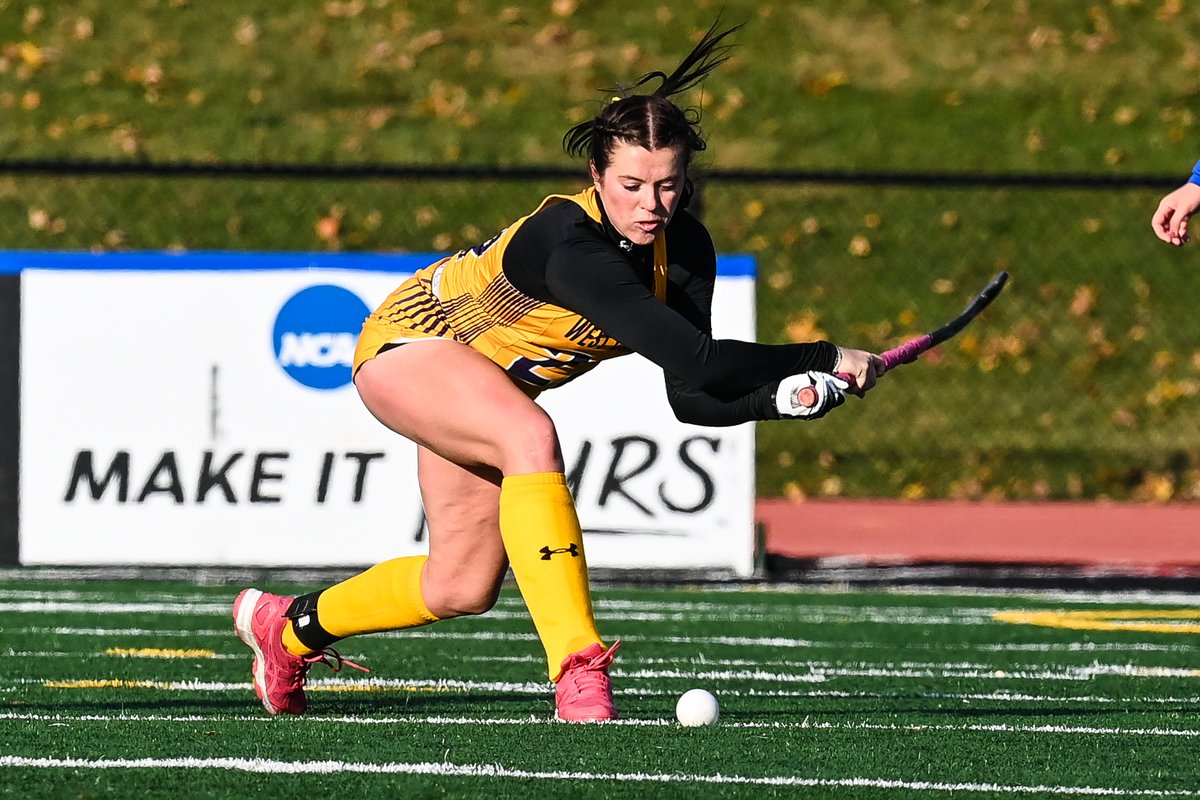 Congratulations to 2021 NFHCA Division II All-Americans!

We're honored to recognize 32 student-athletes for their performances on the field this year.

#NFHCAAwards | #D2FH

Review the full list ➡️ nfhca.org/2021-nfhca-div…