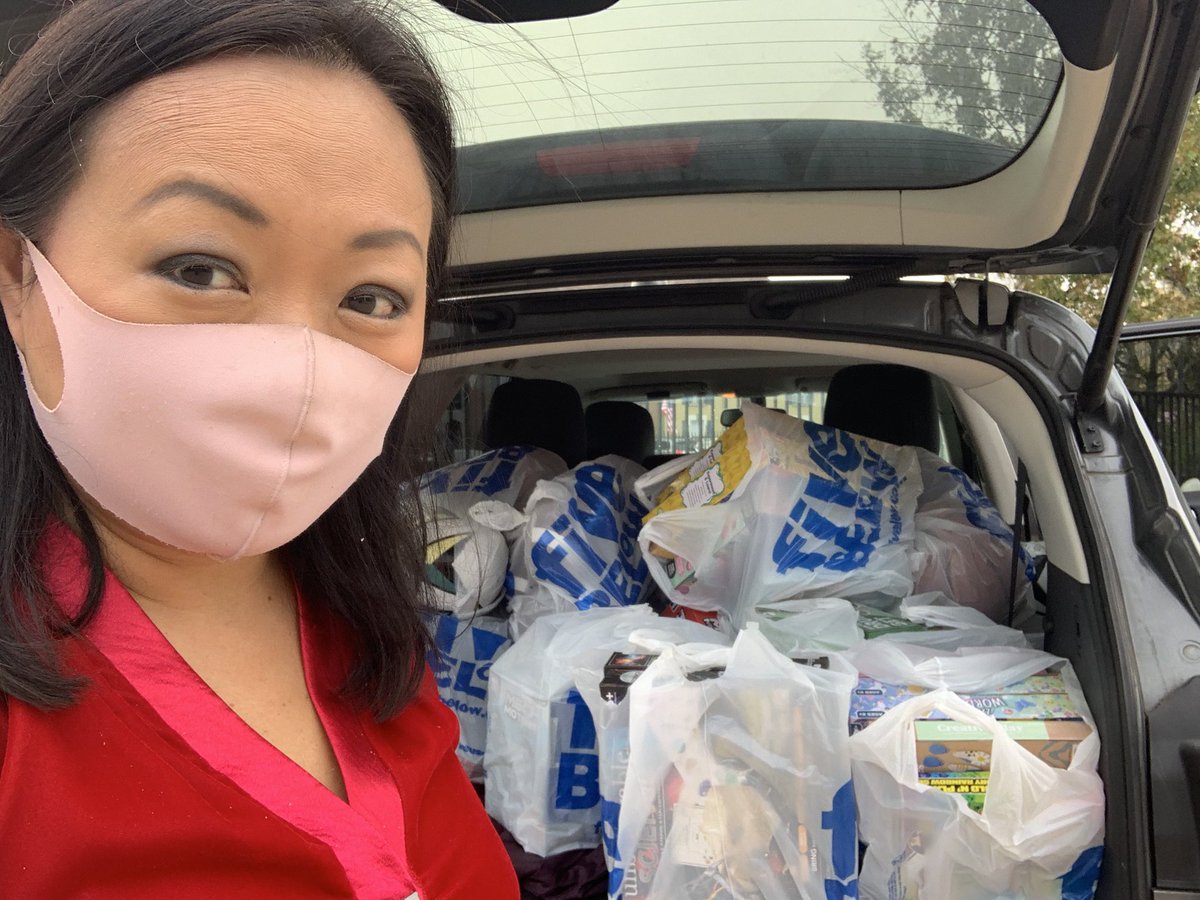 MsGuevara_MSW's tweet image. Shoutout to @GeneforTexas and @ABC13Miya for providing toy donations to @RoyPEagle students today! All of our babies will be able to get a toy this year! 👏🏼❤️