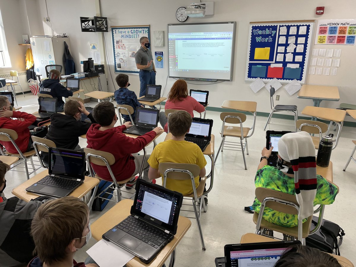 cbrownmwcsd's tweet image. Fun visit to @MwMiddle this morning. @GOConnor21 was teaching students math through word problems. Back in my day, there were no words in math problems. Today, they are everywhere!