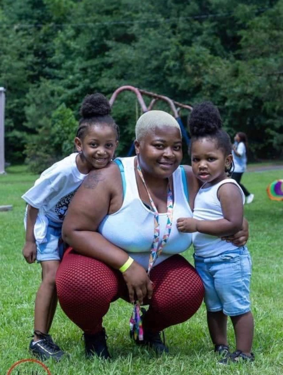 CJenningsMedia's tweet photo. Family gave us these photos of 5 beautiful souls killed in a house fire in DeKalb County this morning. I’ll have a live report at noon on this horrible tragedy. Pray for this family https://t.co/7rPhDzFOM4