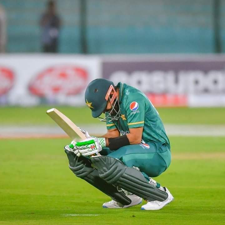 daani__offbx's tweet photo. Skipper we're with you... even you ranking lost or team go down in ranking, we are with you always always.... you are our pride, we enjoy cricket with you very much... so don't be to sad or disappoint, sun will rise again Inshallah... 😐
#StayStrongchamp
#BabarAzam
#PAKvWI https://t.co/K1DVRd2hGo