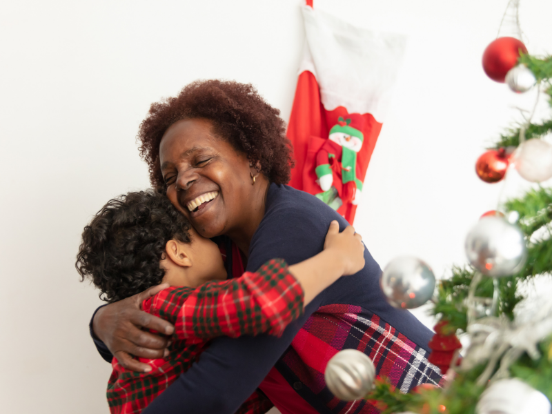 FeedOntario's tweet photo. Two weeks ago we released our annual #HungerReport which highlighted that there was a 10% increase in food bank use. This holiday season, make a difference by making a donation to Feed Ontario and supporting our neighbours accessing food banks.
Donate now: https://t.co/2a9fTadGmk https://t.co/ZU7o3Q1wh8