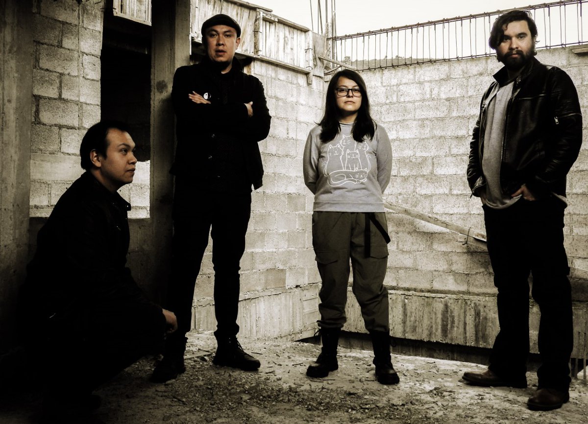 Red Ulalume | Sings Of Weakness 🌓
bit.ly/3ynV2Tr

Reseña por: <a href="/despeinada_aja_/">Fernanda Casillas</a> 
#RocktopíaMx