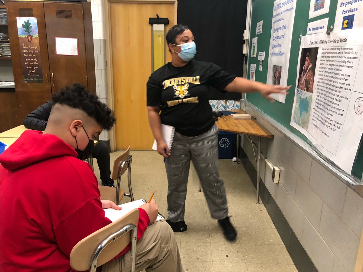 Cockeysville Middle (@cockeysvillems) on Twitter photo Our APs are always jumping in to teach Social Studies when we they can!! <a href="/MrCarneyCMS/">Mr. Carney</a> <a href="/jbenjaminBCPS/">Justin Benjamin</a> <a href="/MsFowler5/">Mrs. Williams</a> Our APs are always jumping in to teach Social Studies when we they can!! <a href="/MrCarneyCMS/">Mr. Carney</a> <a href="/jbenjaminBCPS/">Justin Benjamin</a> <a href="/MsFowler5/">Mrs. Williams</a>