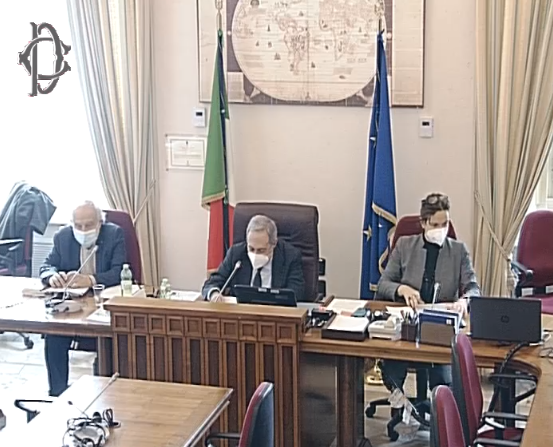 Governance dell’azione esterna #UE, presso il Comitato #PoliticaEstera e #RelazioniEsterne dell’#UnioneEuropea della Commissione #Esteri audizione del presidente del consiglio italiano del @MovEuropeo_IT, Pier Virgilio Dastoli. Video: bit.ly/Audizione_Poli… #OpenCamera