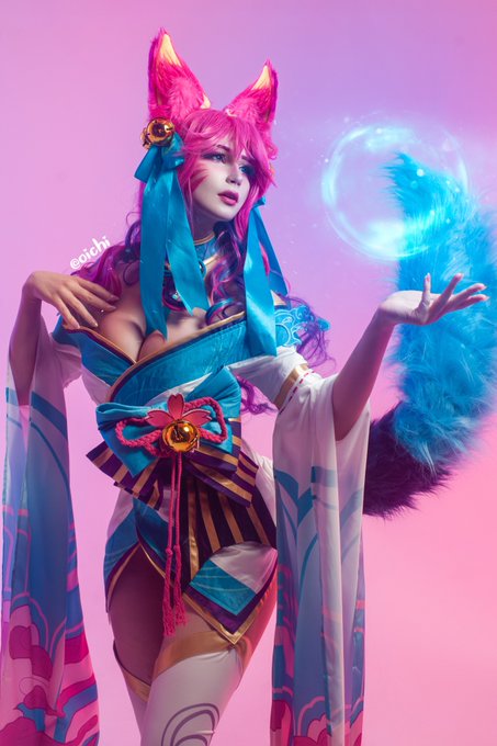 Happy birthday, Ahri!🦊 My First -> Last cosplay  @LeagueOfLegends #ahri #KDA https://t.co/21Wx16xQ8S<a href="/tag/ahri"class="tags"><span>#ahri</span></a><a href="/tag/kda"class="tags"><span>#kda</span></a>