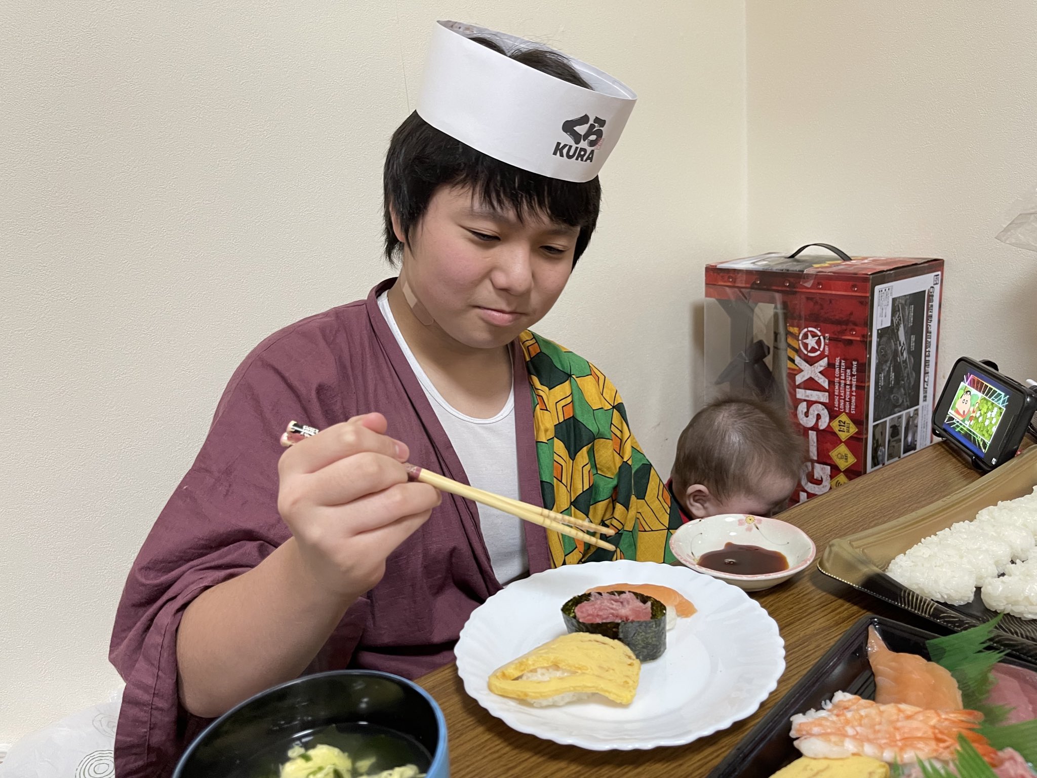 無添くら寿司 公式 Natchan お誕生日おめでとうございます 素敵な日にくら寿司をご利用いただきありがとうございます 帽子もとっても似合っています Twitter