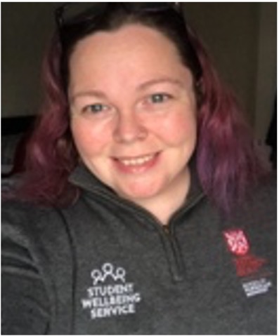 QUBSONM's tweet photo. @rebecca90573534 @CaitlinWard2000 @QUBWellbeing @KerryStLDN Meet @nat_mccullagh, our adult nursing student and #QUBSONM Wellbeing Ambassador. 

The Wellbeing Ambassador initiative with @QUBWellbeing is supporting the importance of #SelfCareforHealthCare

Natalies motto ➡ “When you need more energy…go to the gym” 

#LoveQUB https://t.co/VlVQmmRqJy