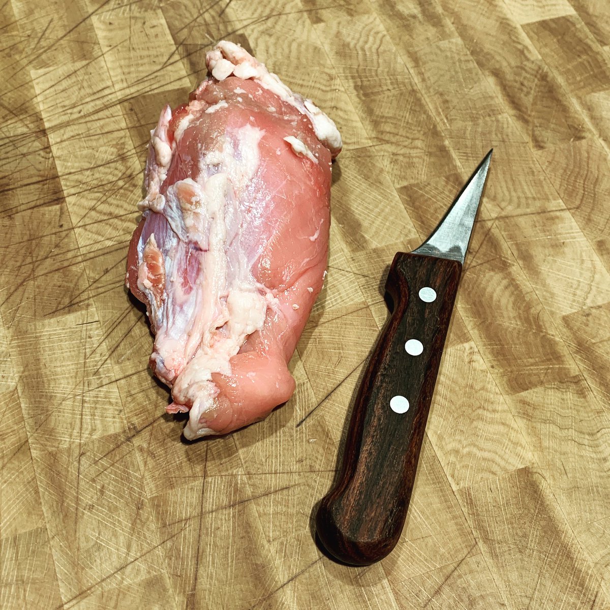 Langlai73410097's tweet photo. Salade de fruit , jolie, jolie ,jolie ,
Tu plais à ma mèree, tu plais à mon pèreeee , salade de fruit jolie jolie jolie, un jour il faudra bien qu’on nous marie !
#poire #veau #jaimeleveau #jaimelaviande #madeinfrance #france #boucherieartisanale #recettefacile #cremeisigny https://t.co/t7QOLFuiq1