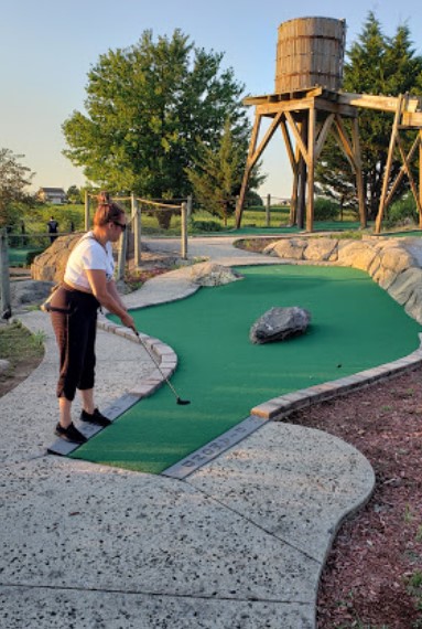 AccessMiniGolf's tweet image. Course Highlight: Lost Treasure Mini Golf (Ronks, PA) is a fun course w/ 18-holes wheelchair accessible. losttreasuregolf.com/miniature-golf… @ProfessorHacker @visitPA @DECempowerment #AccessMiniGolf #MiniGolf @PuttingPenguin @MisterMiniGolf @BrooksHolt @CouplePutts  @PuttCastMini ♿️⛳️