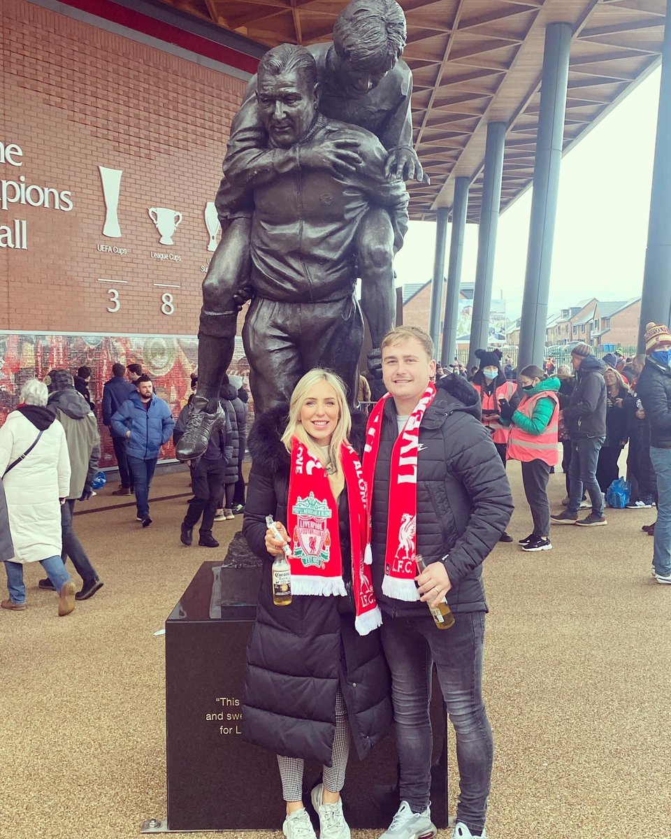AshleyHarris09's tweet photo. What a weekend in Liverpool thanks to @Laurapictonx https://t.co/W0AWUfsQdT