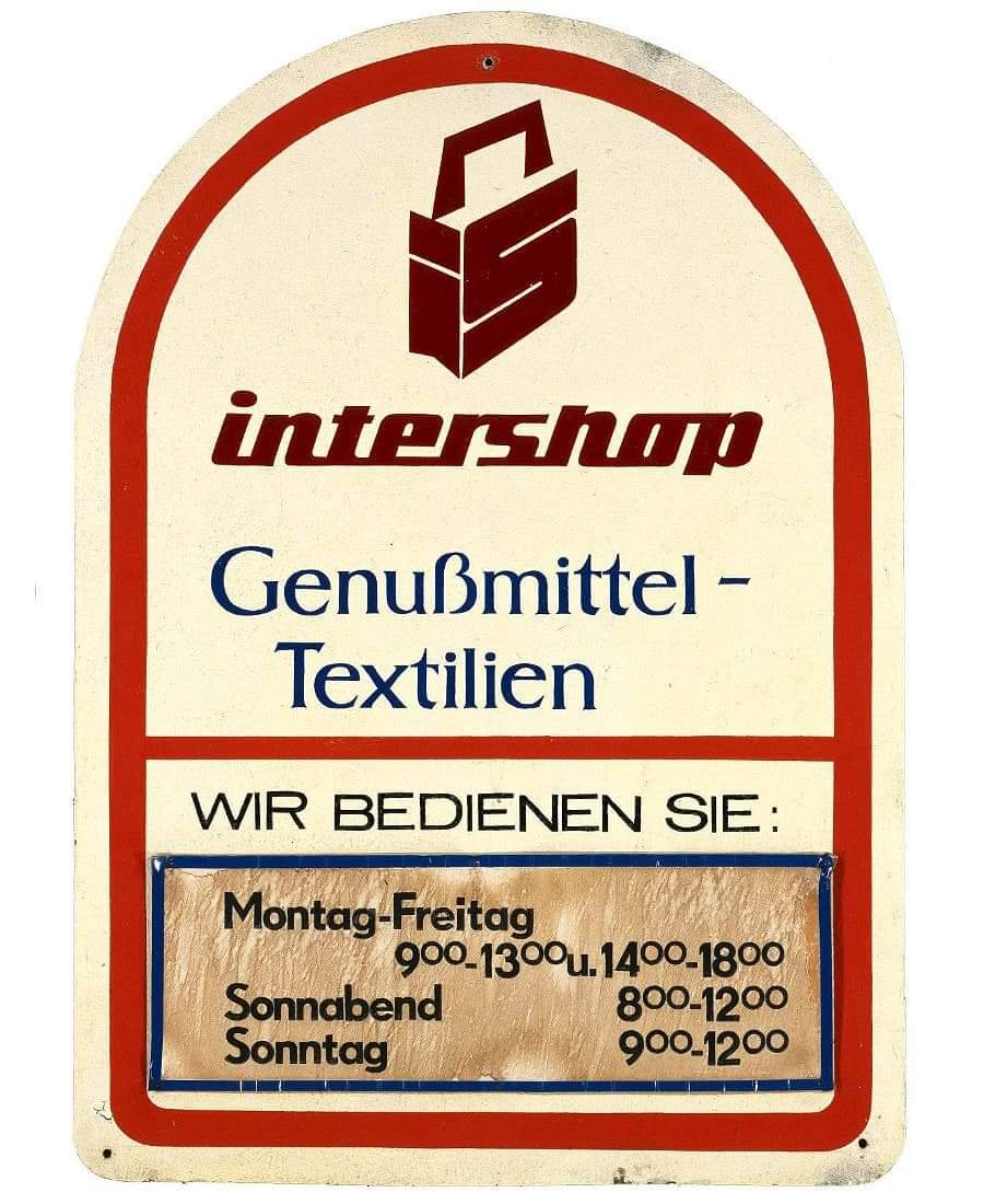 DDR_Reklame's tweet photo. Am 14. Dezember 1962 wurde in der DDR die staatliche Handelsorganisation „Intershop GmbH“ von Vertretern der Mitropa und der Deutschen Genußmittel GmbH gegründet.
#Intershop #Einkauf #Shop #Valuda #Geschäft #DDR #GDR #Ostalgie #EastGermany https://t.co/YRsKKxo21q