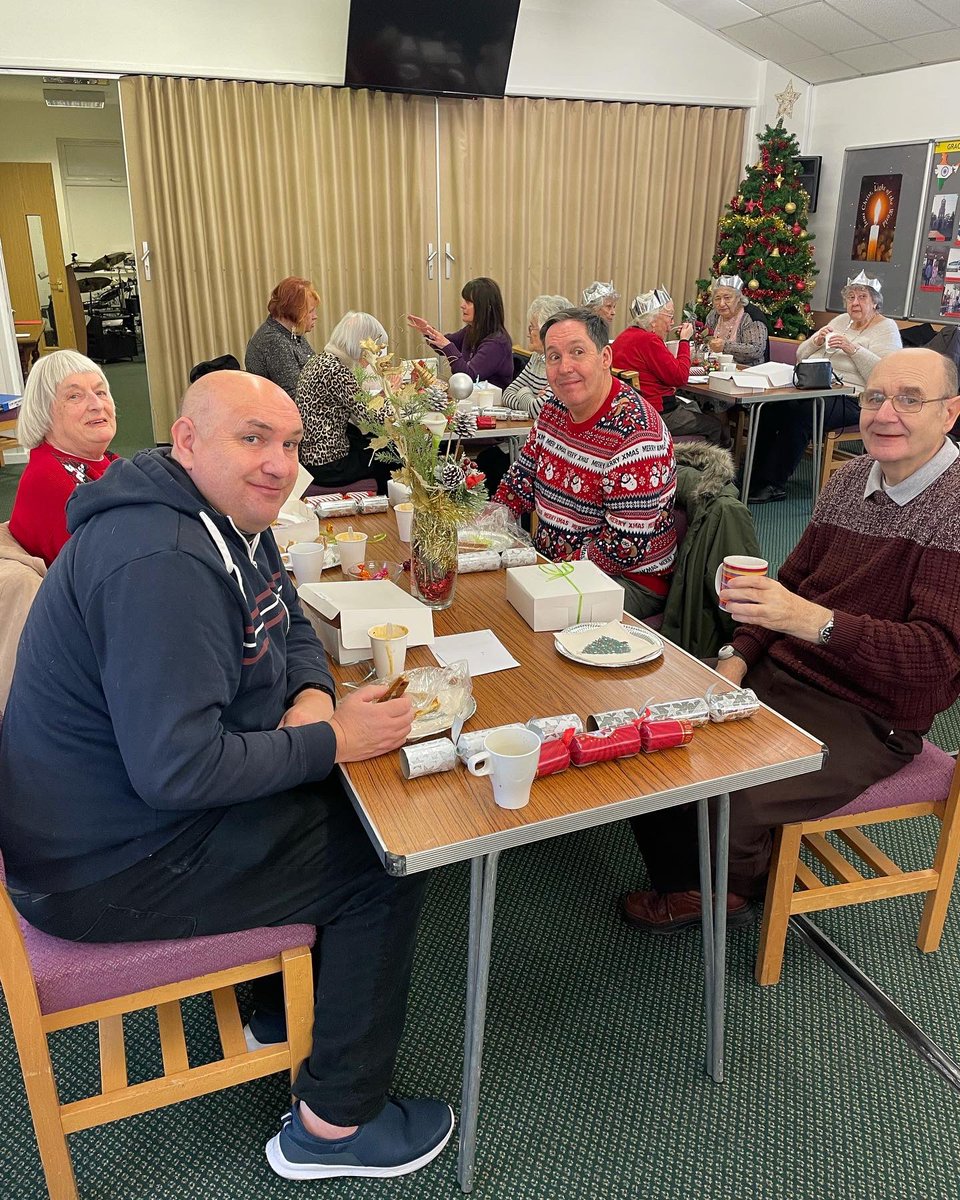 <a href="/Jigsawbury/">Jigsaw Bury</a> Jigsaw Link enjoyed their Christmas lunch! Thank you <a href="/Morrisonsrammy/">Alyson Maughan - Community Champion</a> for donating soup and to @TheSizzleSisters for the Afternoon Tea boxes. It was great to see <a href="/HomeInstead/">Home Instead</a> Bury visit 👍🧩🎄🎅🥪🍰🍜#christmasiscoming #happy