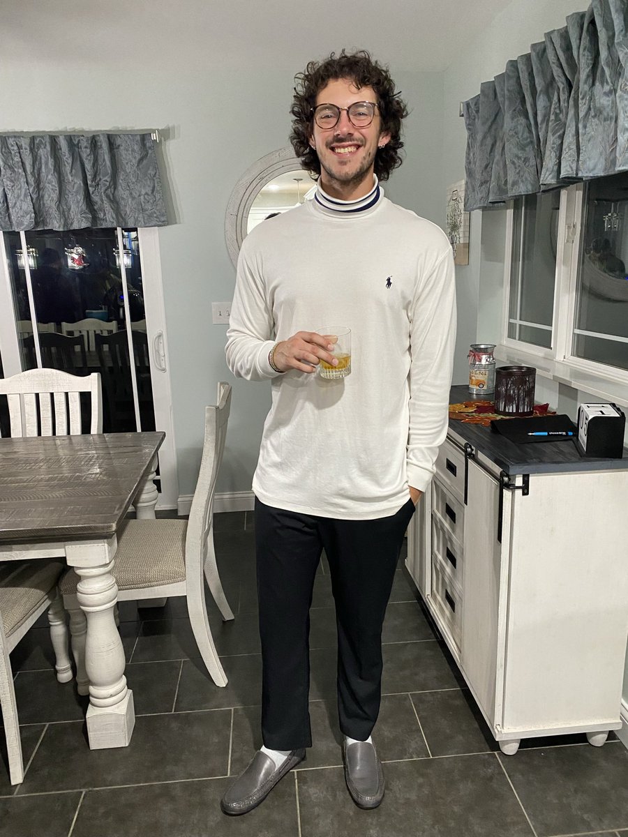 Dressed like your grandfather 👴🏼 Can’t go wrong with a glass of <a href="/jamesonwhiskey/">Jameson Whiskey</a> in your hands😎