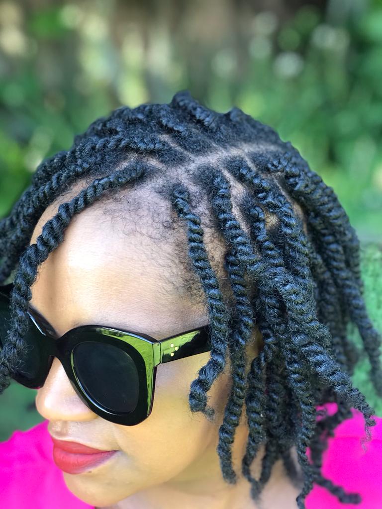 My Dezemba hairdo has been activated🙎🏿Thanks to @LMNaturals_ They are on facebook and Instagram. Thank me later 💋