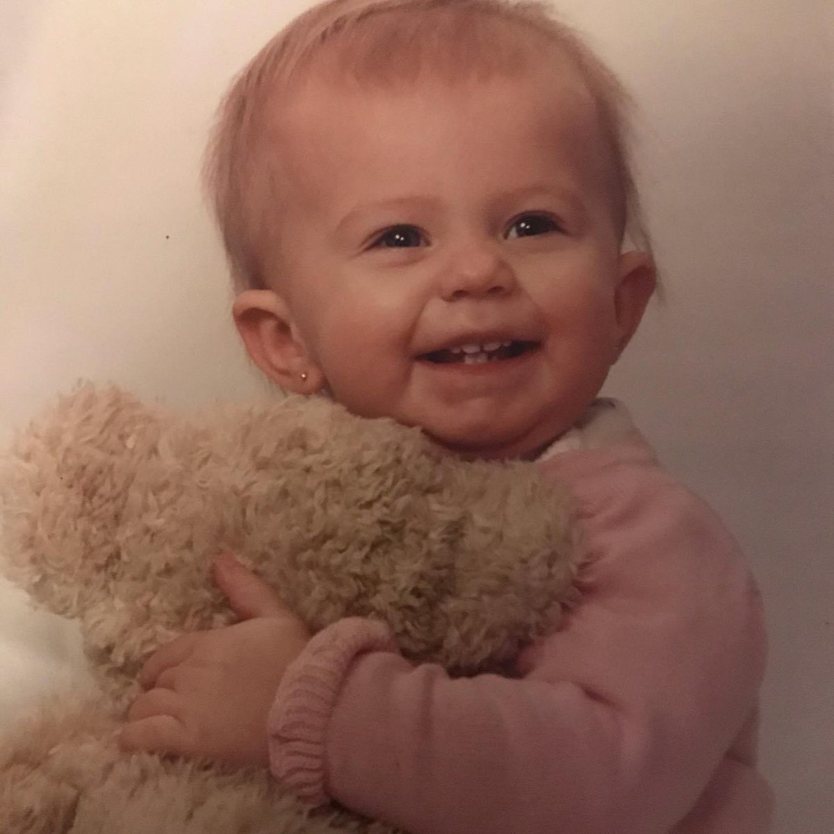 How can this little lady be 18 today??  <a href="/paigemmanning/">Paige Manning</a> ❤️❤️