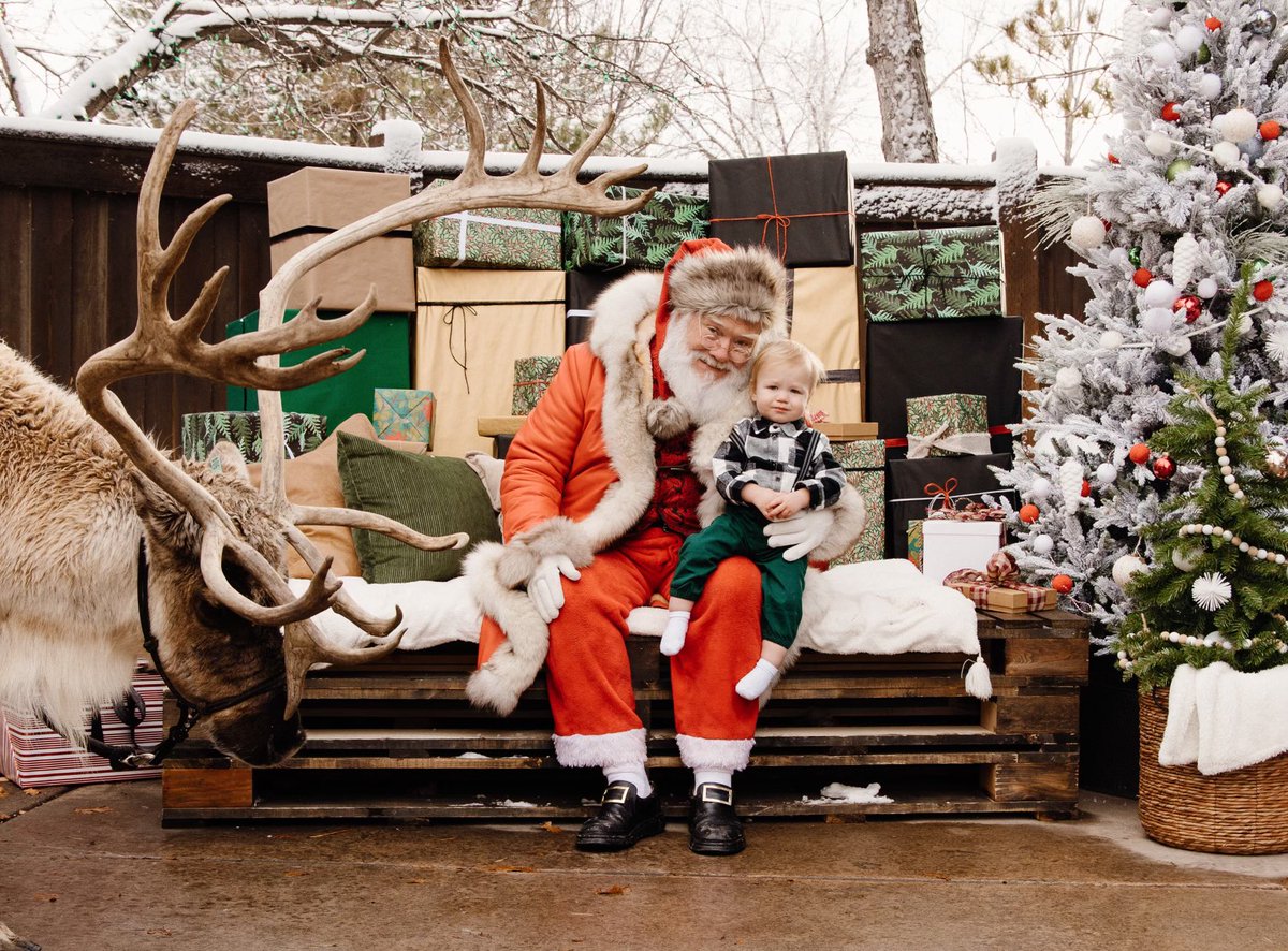 ThatsSoRayv's tweet image. ‘Tis the season. 🎄🎅