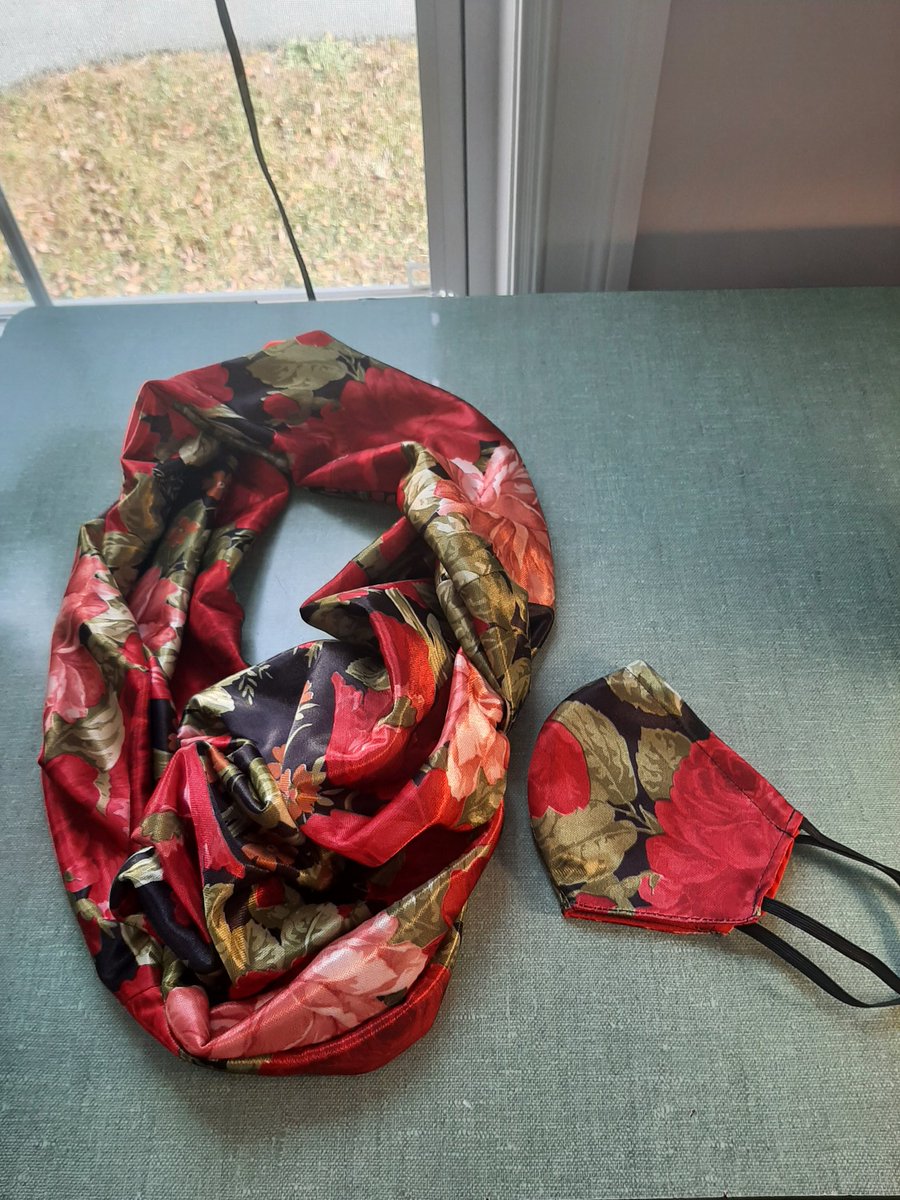 Not everyone has a need for pillows so today's memory items...yes including a pillow but we suggested Infinity Scarves and matching masks
There are unlimited ideas to keep a memory if your Loved Ones