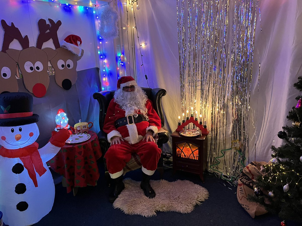 Although sadly we were unable to invite parents and carers in to the Christmas Fair today, a fantastic afternoon was had by all the pupils and staff. We even had a visit from Santa ! Well done to the winners of the Christmas raffle (below) 

files.schudio.com/battle-hill-ps…