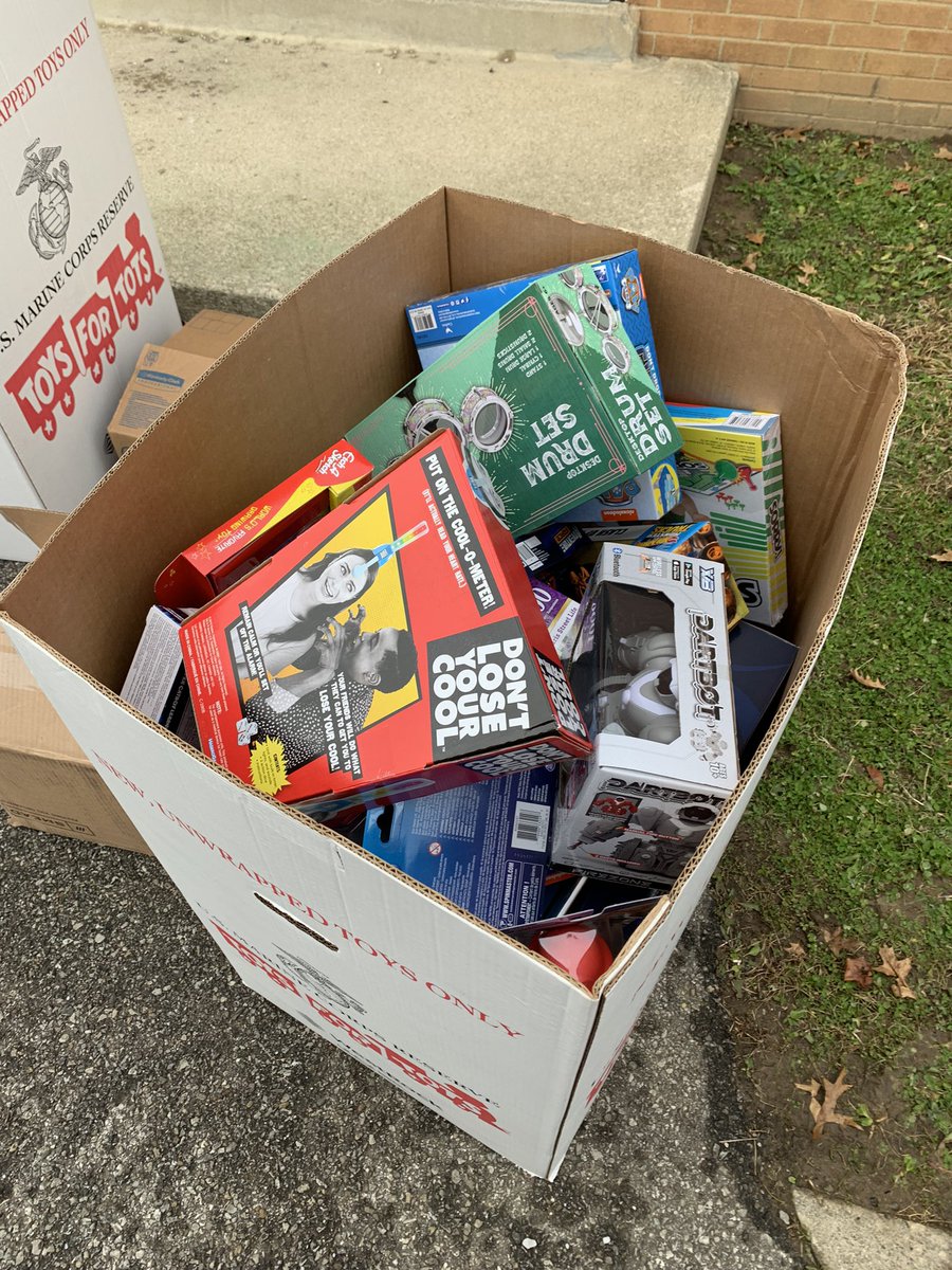 This holiday season, our Office collected 223 toys for this year’s <a href="/ToysForTots_USA/">Toys for Tots</a> campaign in central Ohio. Thank you staff and the public for your donation!