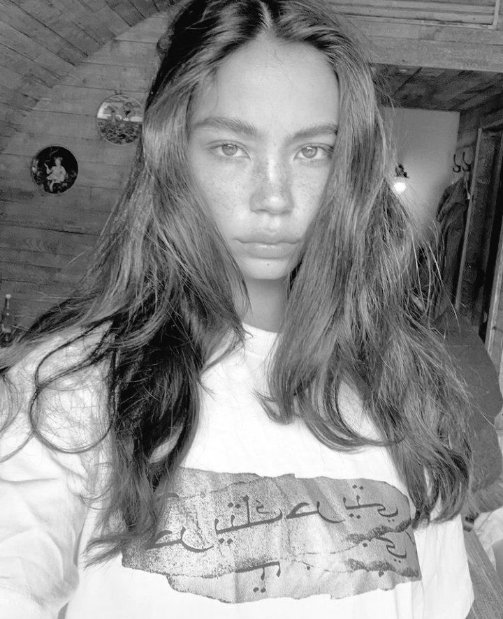 sofixm_'s tweet photo. nap hair. 🫂 https://t.co/gALxLLCnif