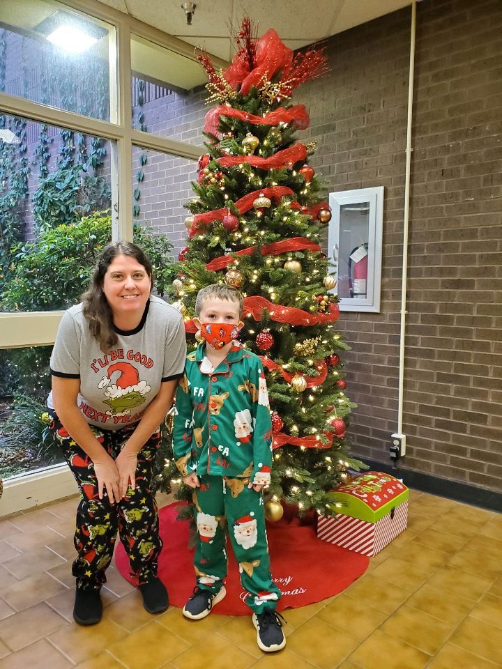 luna_pta's tweet photo. It’s pajama day @Luna_Lions! https://t.co/AjsrGctAHW